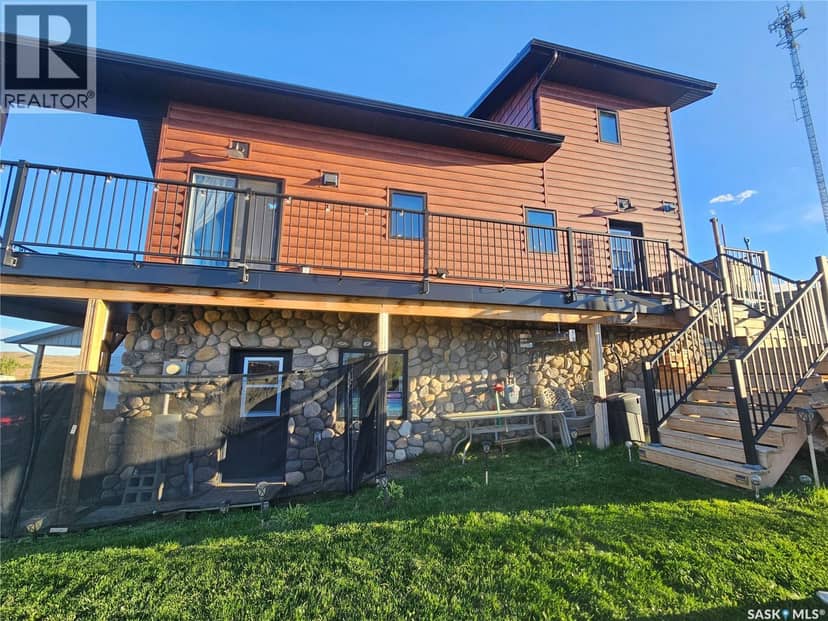 203 Hillcrest PLACE — photo 3 of 40