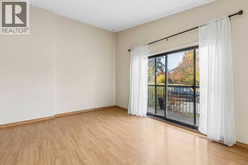 4108 67 Street NW, Calgary, photo 3