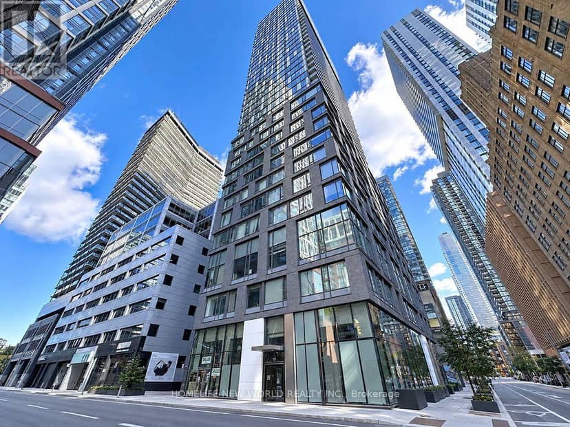 PH10 - 101 Peter Street — photo 1 of 10