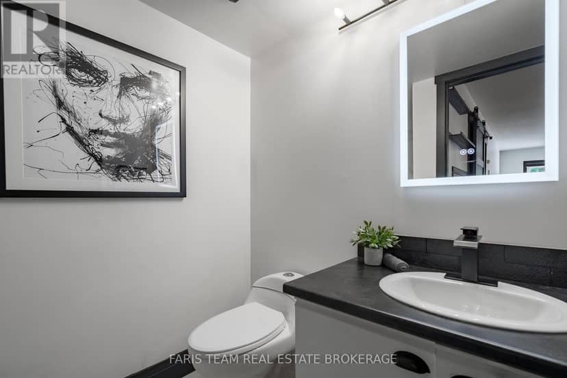 84 - 23 Dawson Drive — photo 17 of 24