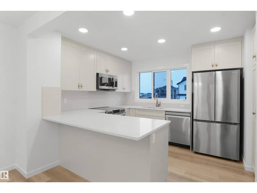 1312 9 ST NW — photo 10 of 27