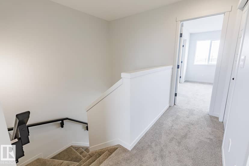 3601 40 AV — photo 11 of 29