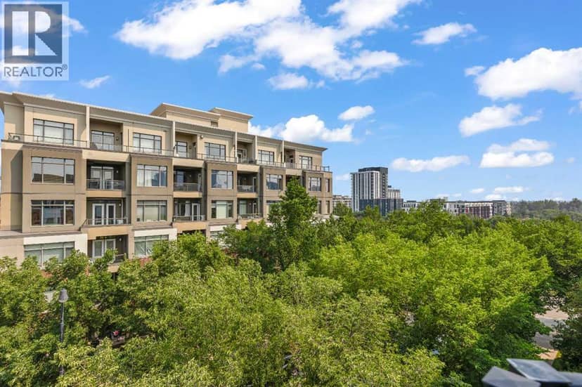 405, 880 Centre Avenue NE, Calgary