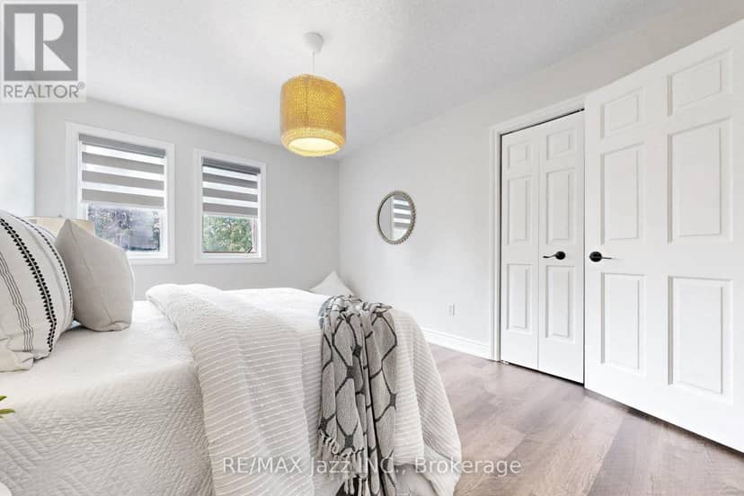 119 Elizabeth Street — photo 24 of 40