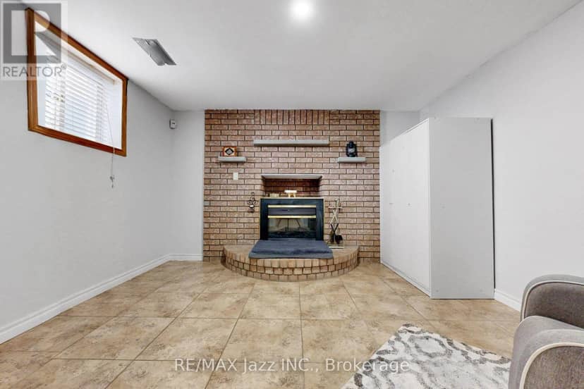 119 Elizabeth Street — photo 38 of 40