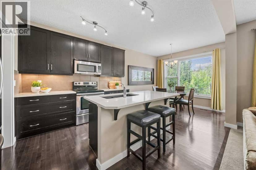 4728 Elgin Avenue SE, Calgary, photo 4