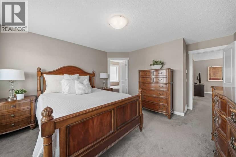 4728 Elgin Avenue SE — photo 19 of 40