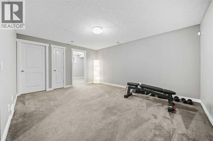 4728 Elgin Avenue SE — photo 30 of 40