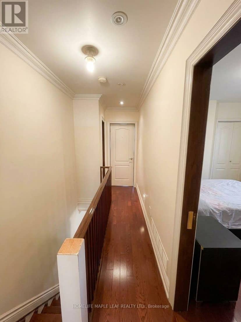 600 Oakwood Avenue — photo 16 of 37