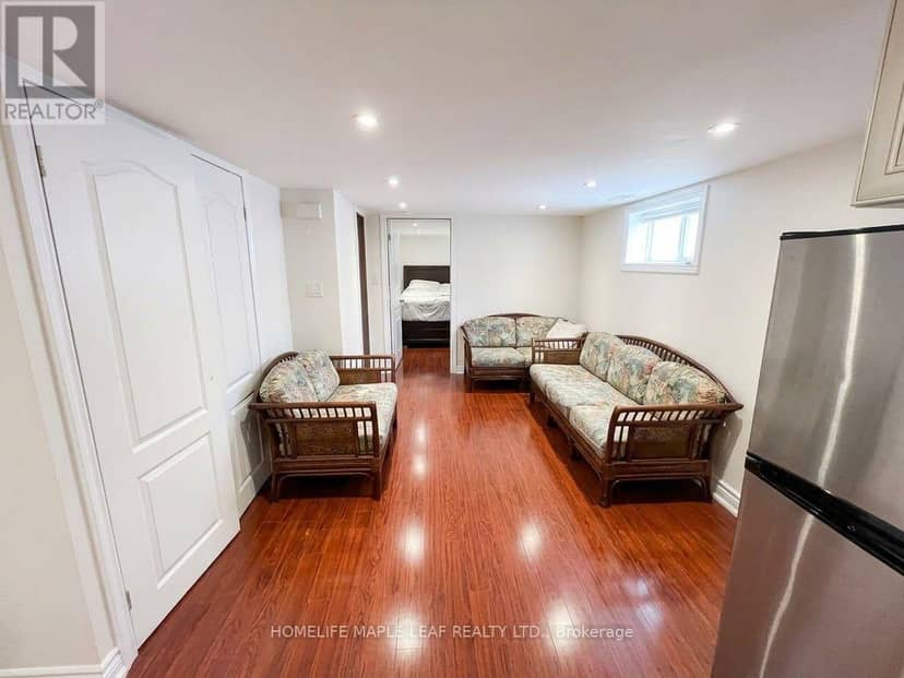 600 Oakwood Avenue — photo 17 of 37