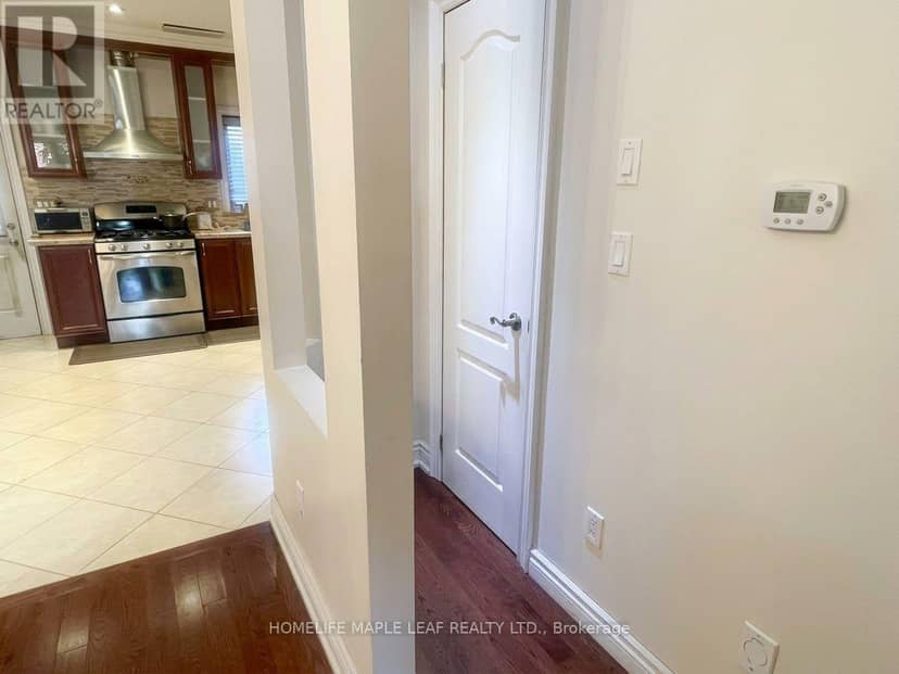 600 Oakwood Avenue — photo 9 of 37