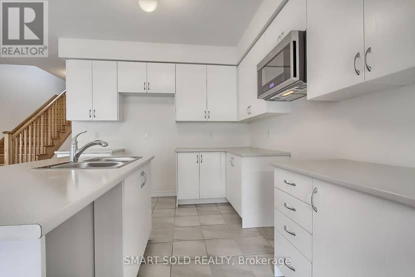 15 Durham Avenue — photo 9 of 36