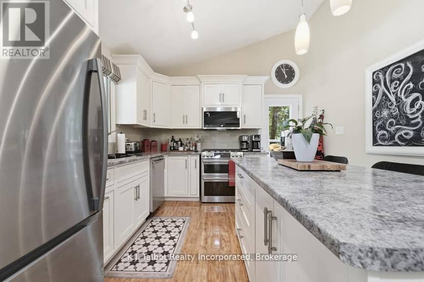 6 David Street — photo 14 of 40