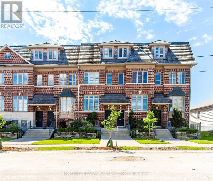585A Oxford Street, Toronto