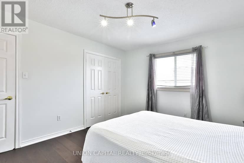 81 Ten Oaks Boulevard — photo 36 of 40