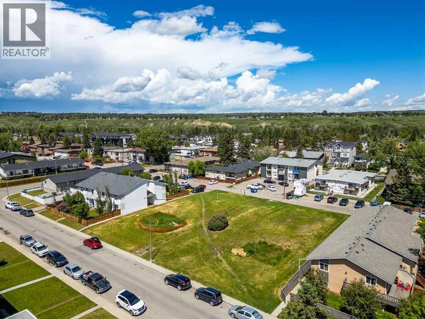 4320 75 Street NW, Calgary, photo 3