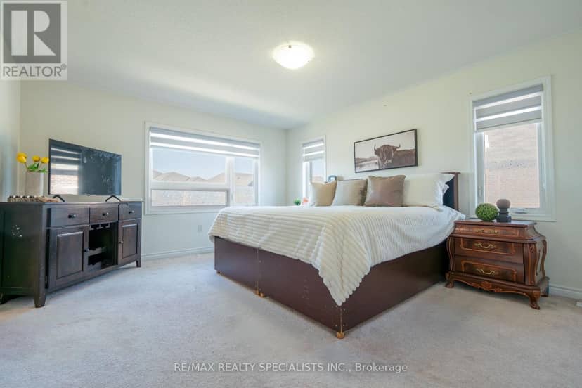1 Boothill Drive — photo 15 of 28