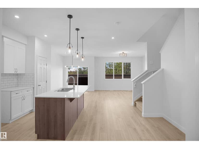 72 Legacy WY — photo 9 of 34