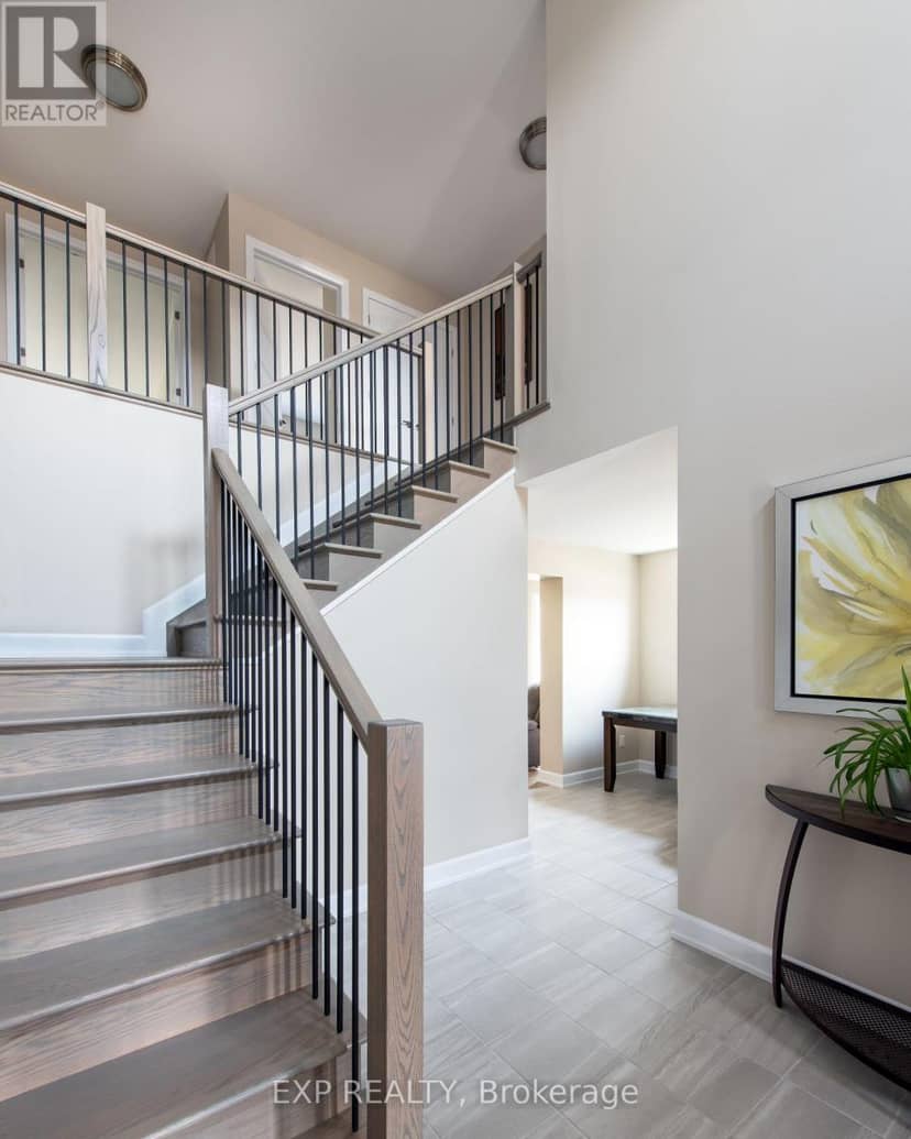 803 Solidex Place, Russell, photo 4