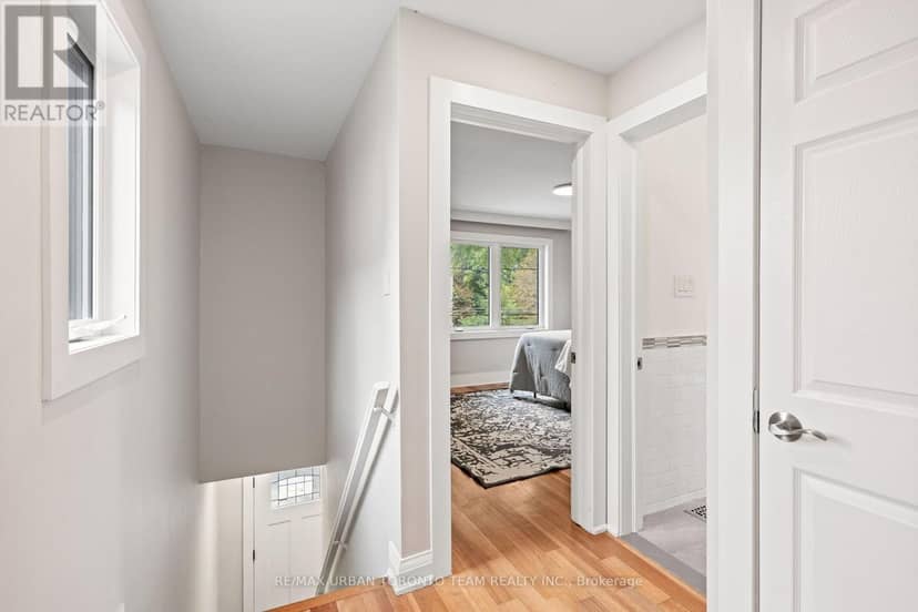 3517 St Clair Avenue E — photo 27 of 35