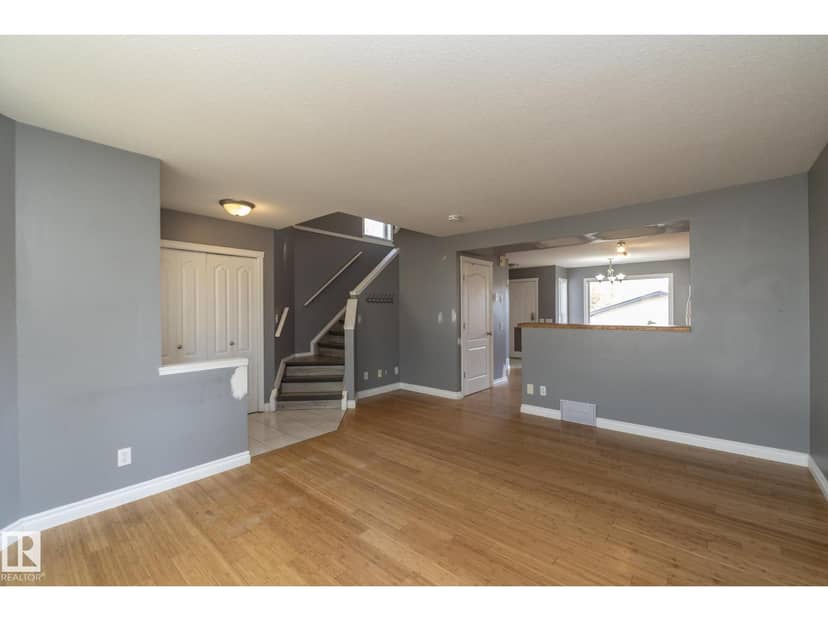 137 Michigan St — photo 13 of 40