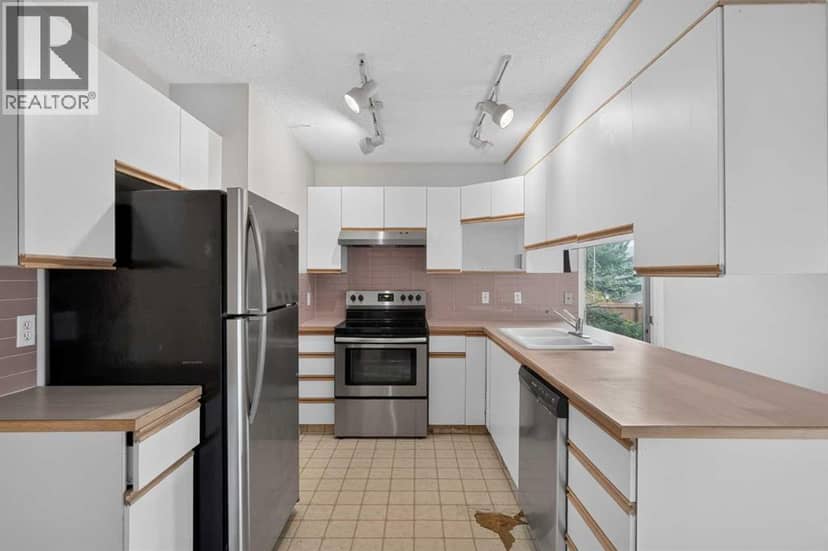 259 Coachway Road SW, Calgary, photo 8