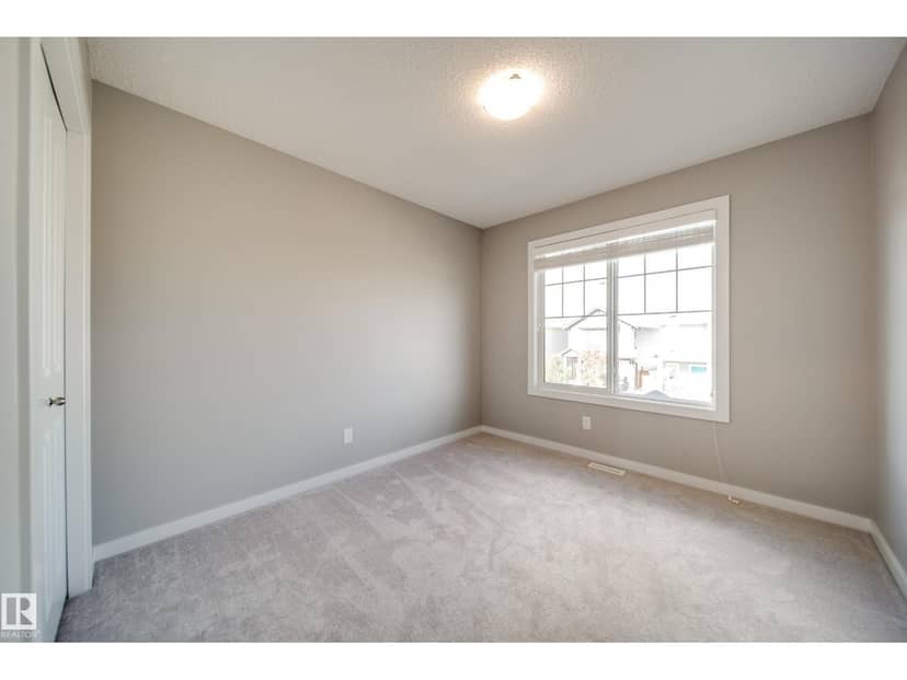 15927 13 AV SW — photo 34 of 40