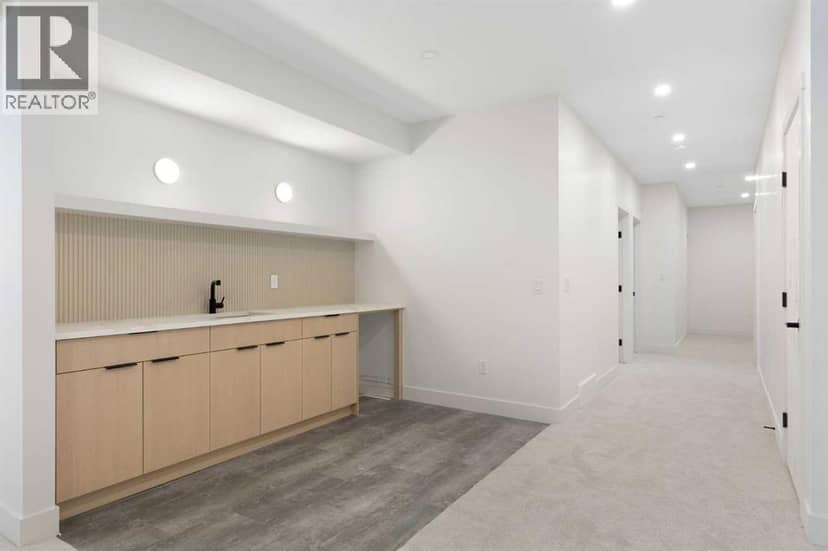 24 St Andrews Close — photo 31 of 40
