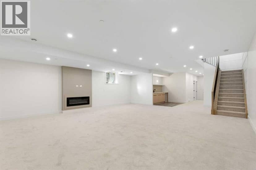 24 St Andrews Close — photo 28 of 40