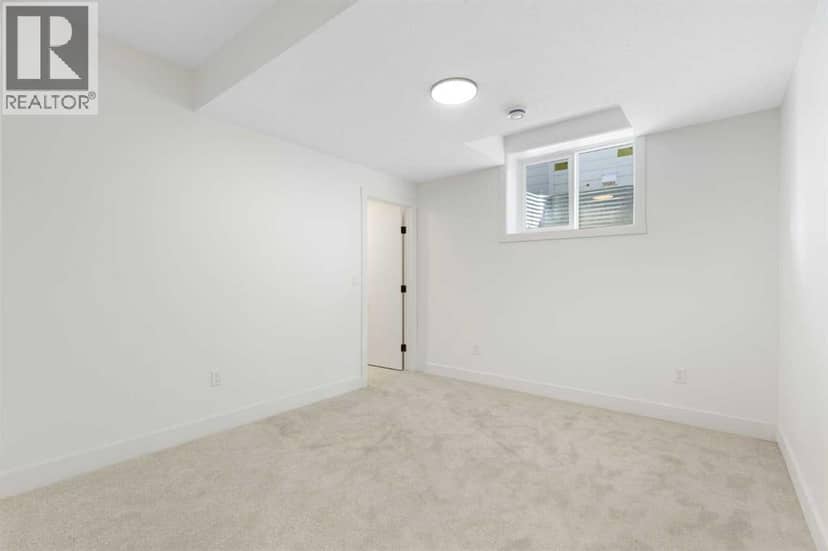24 St Andrews Close — photo 32 of 40