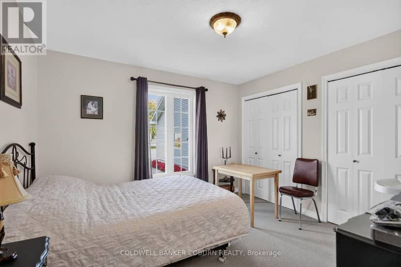 2015 Development Road — photo 21 of 34