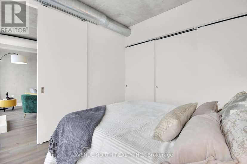 806 - 10 James Street — photo 26 of 40