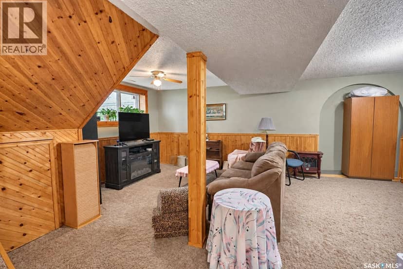 23 Berezowsky DRIVE — photo 12 of 30