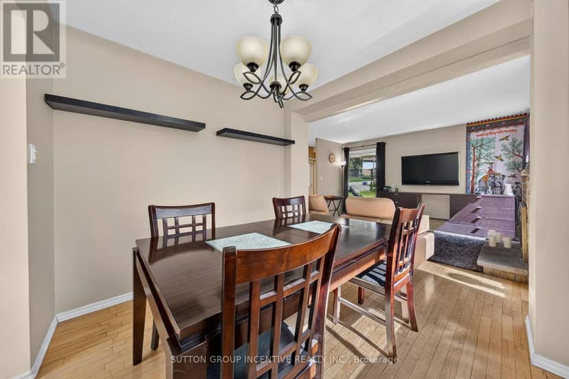 26 Fox Run, Barrie, photo 7