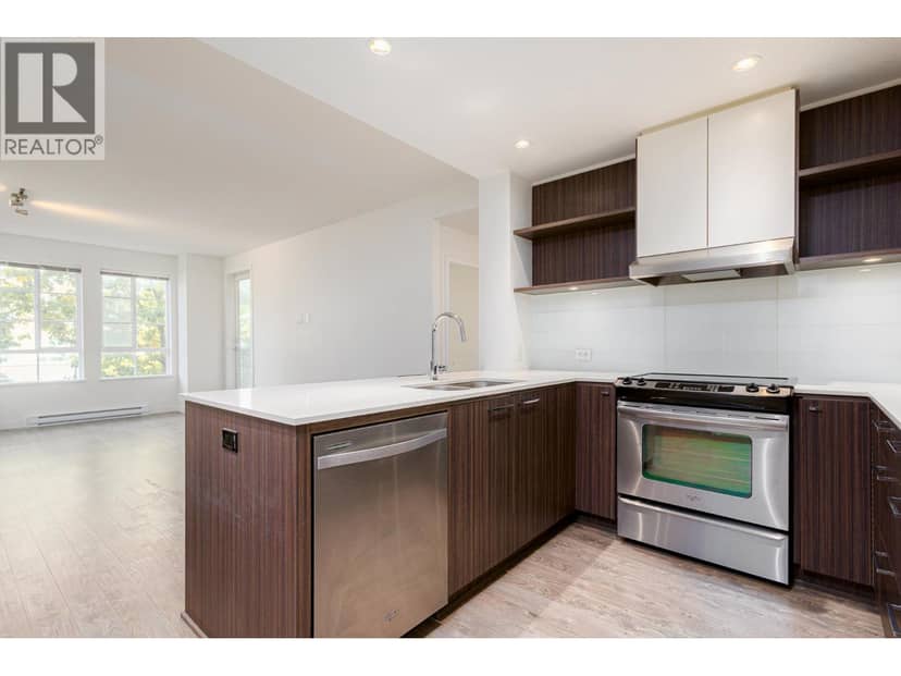 203 545 Foster Avenue, Coquitlam, photo 6