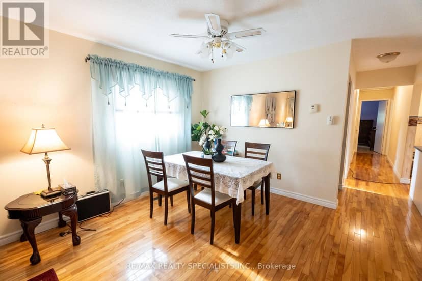 26 Vivaldi Crescent, Brampton, photo 8