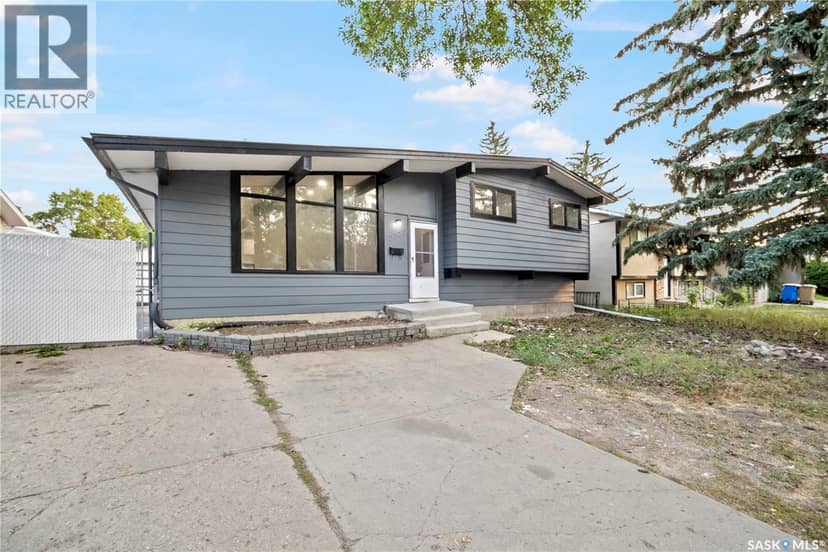 2225 Bedford Avenue E, Regina, photo 2