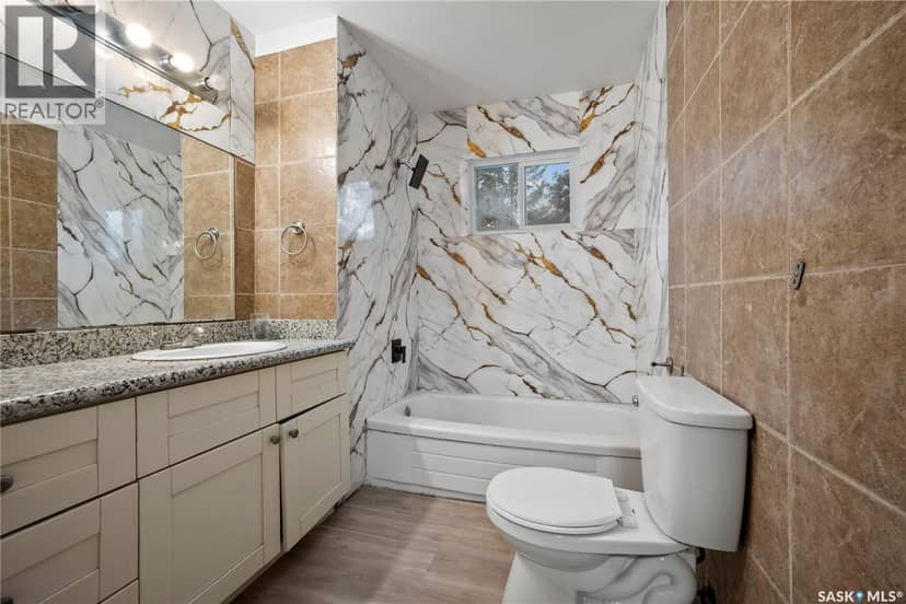 2225 Bedford Avenue E — photo 11 of 13