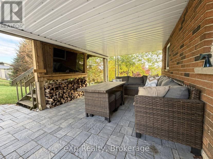 9 Charlotte Street — photo 24 of 28