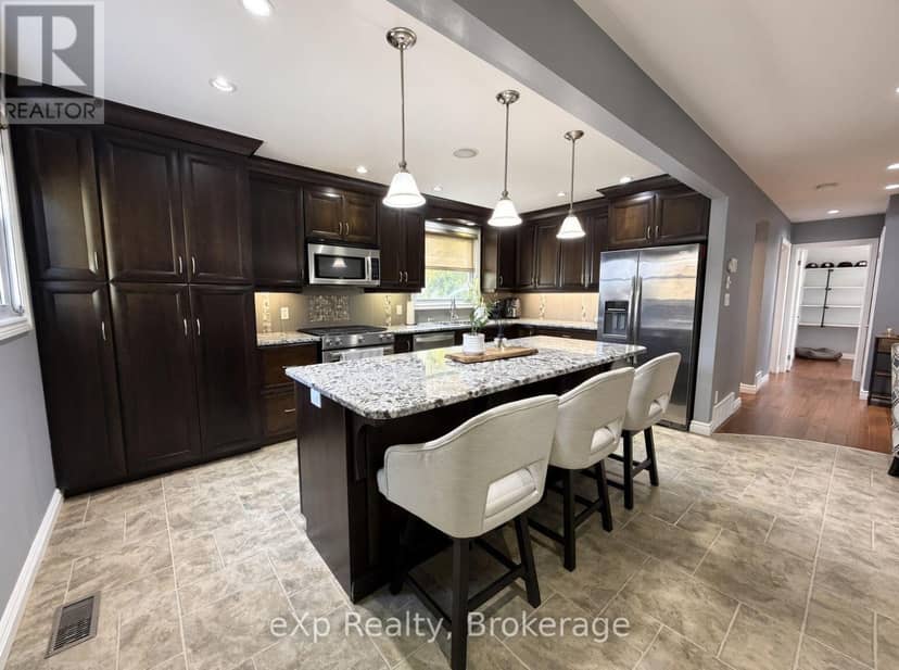 9 Charlotte Street — photo 9 of 28