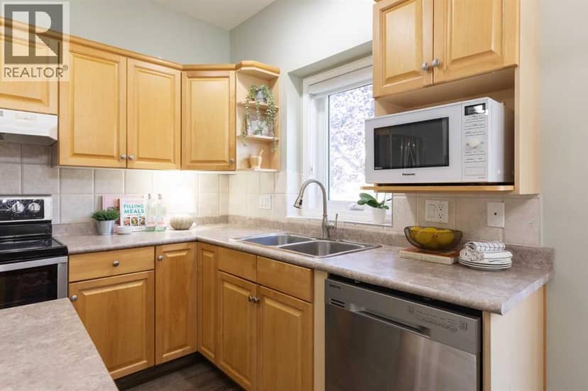 206 Washington Way SE — photo 14 of 40