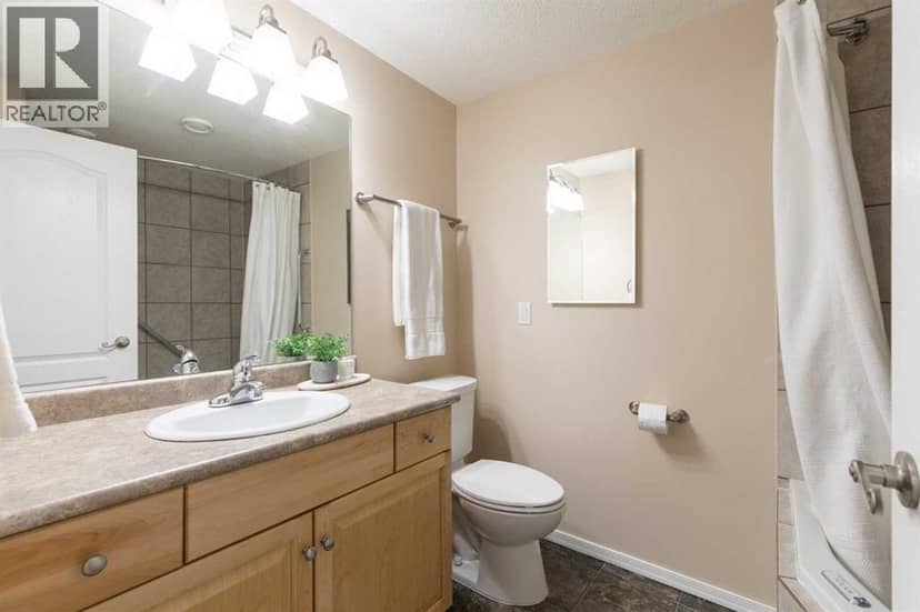 206 Washington Way SE — photo 38 of 40