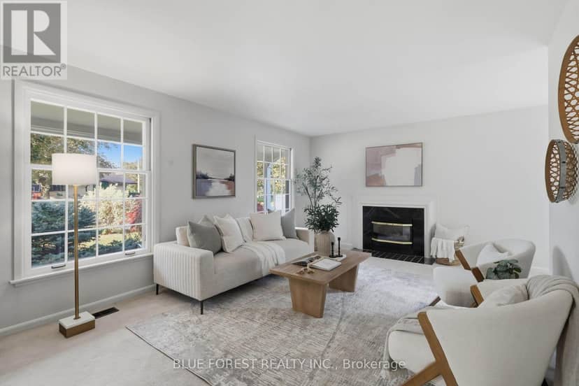 465 Averill Crescent — photo 10 of 40