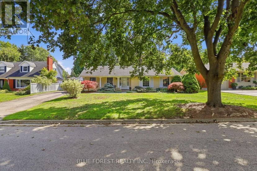 465 Averill Crescent, London South, photo 2