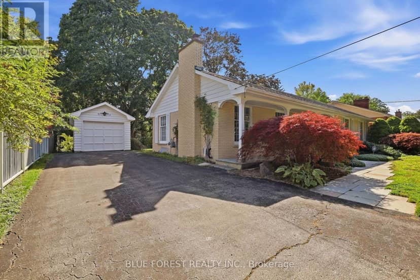 465 Averill Crescent, London South, photo 4