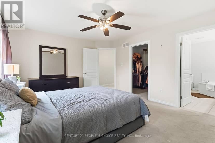 15 - 400 Skyline Avenue — photo 28 of 40