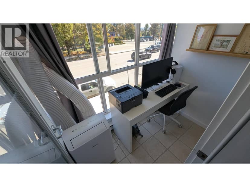 210 2891 E Hastings Street, Vancouver, photo 7