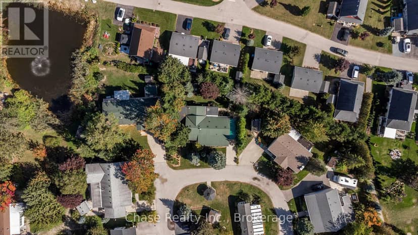 36 Topaz Street — photo 21 of 24