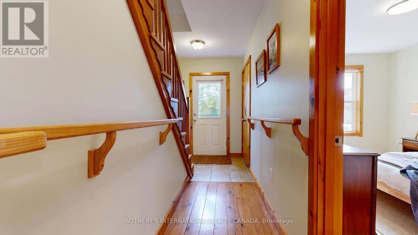 131 John Street E — photo 20 of 40
