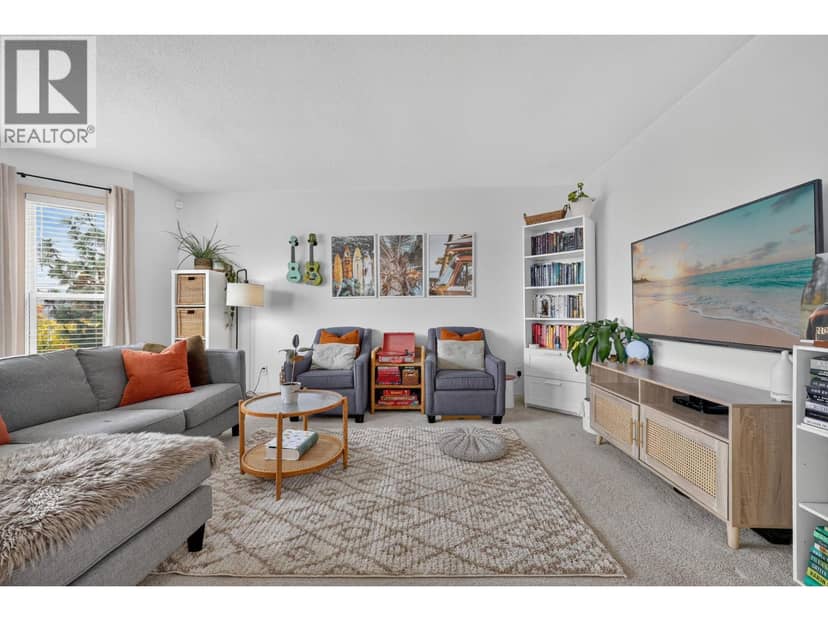 5290 Clarence Road, Peachland, photo 6